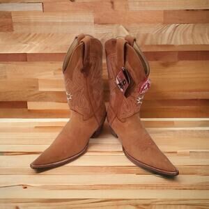 BLACK BULL NWT UNISEX WESTERN POINTY TOES SIZE W9 M7 BOOTS